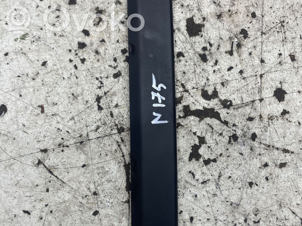 BMW 6 F12 F13 Kita salono detalė 