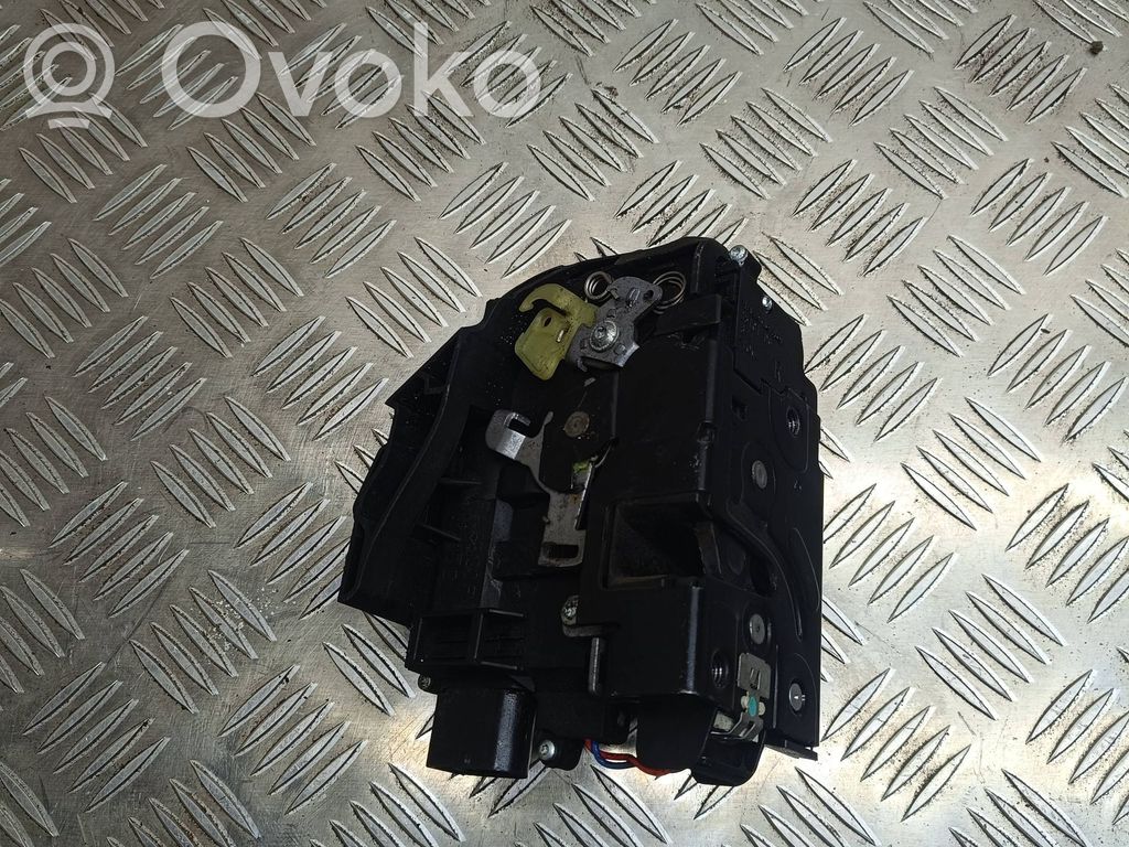Porsche Boxster 986 Front door lock 