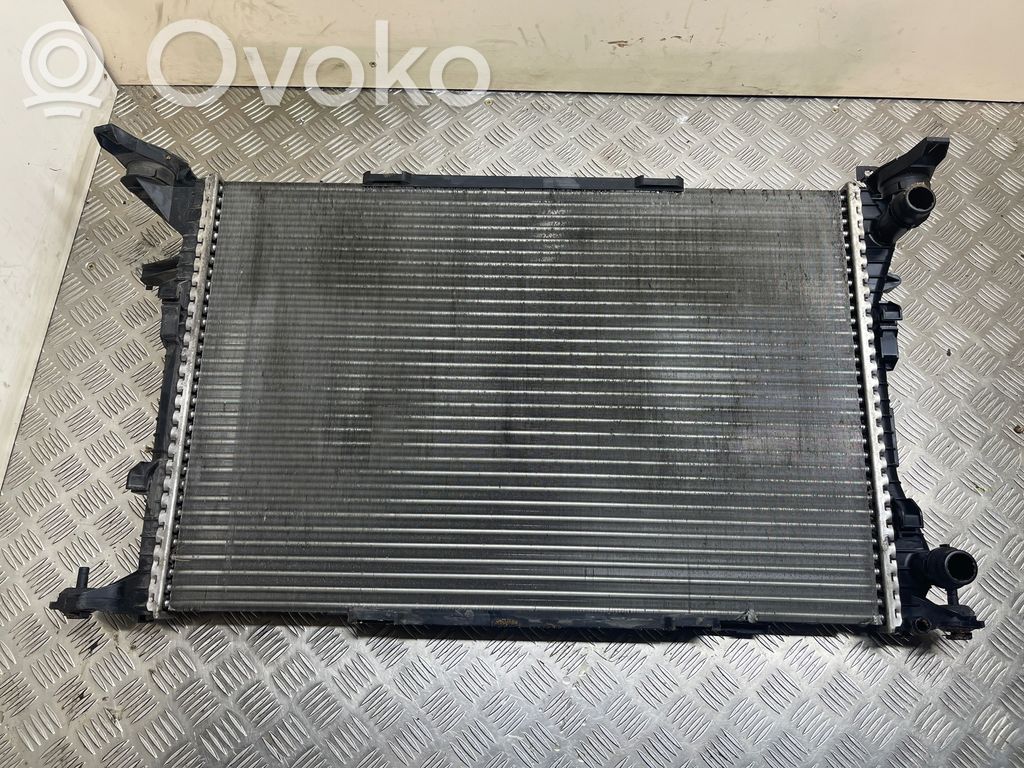 Audi A4 S4 B8 8K Aušinimo skysčio radiatorius 