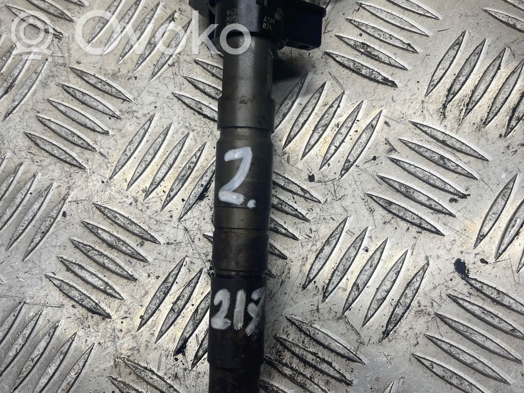 BMW 3 E90 E91 Fuel injector 