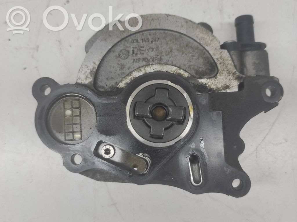 Skoda Octavia Mk2 (1Z) Vacuum pump 
