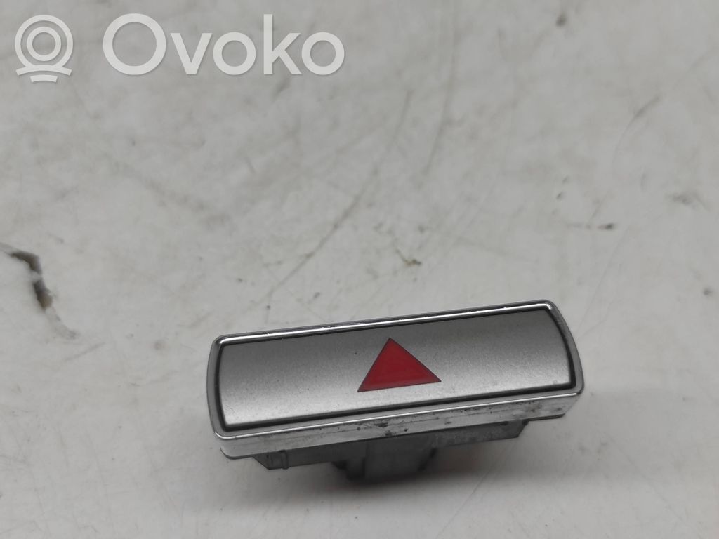 Ford Mondeo MK IV Hazard light switch 