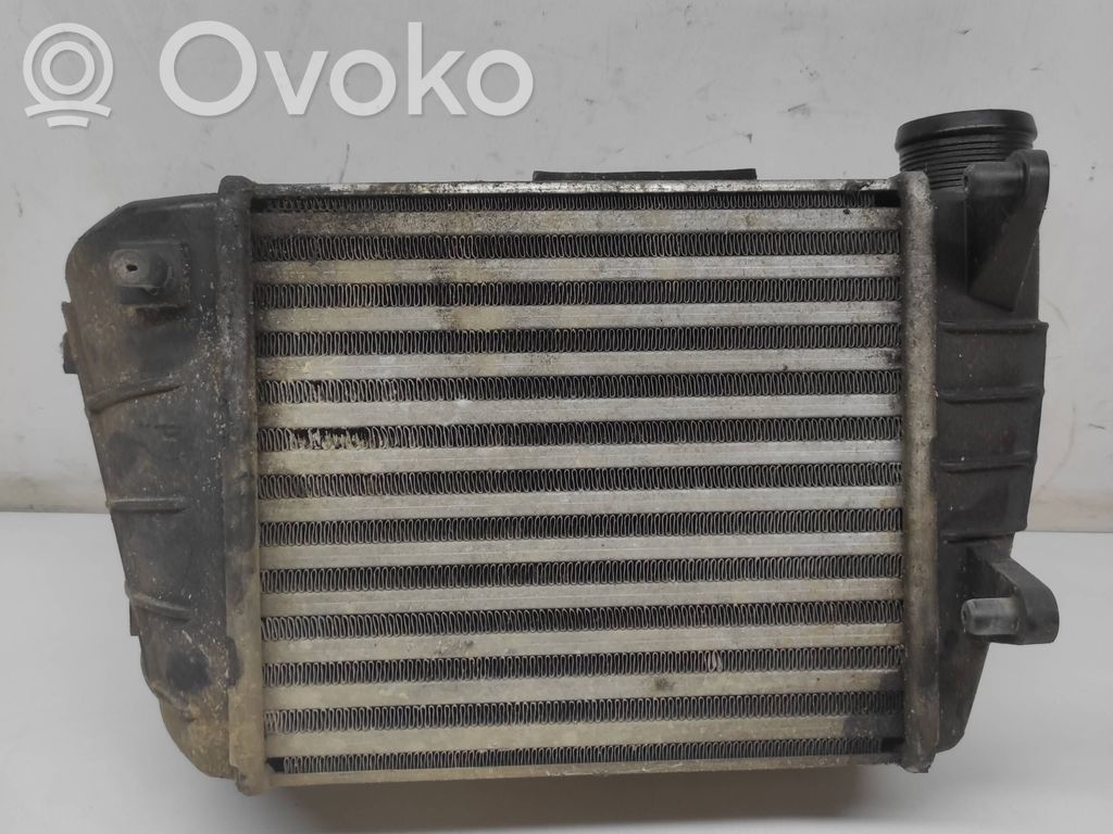 Audi A4 S4 B7 8E 8H Radiador intercooler 