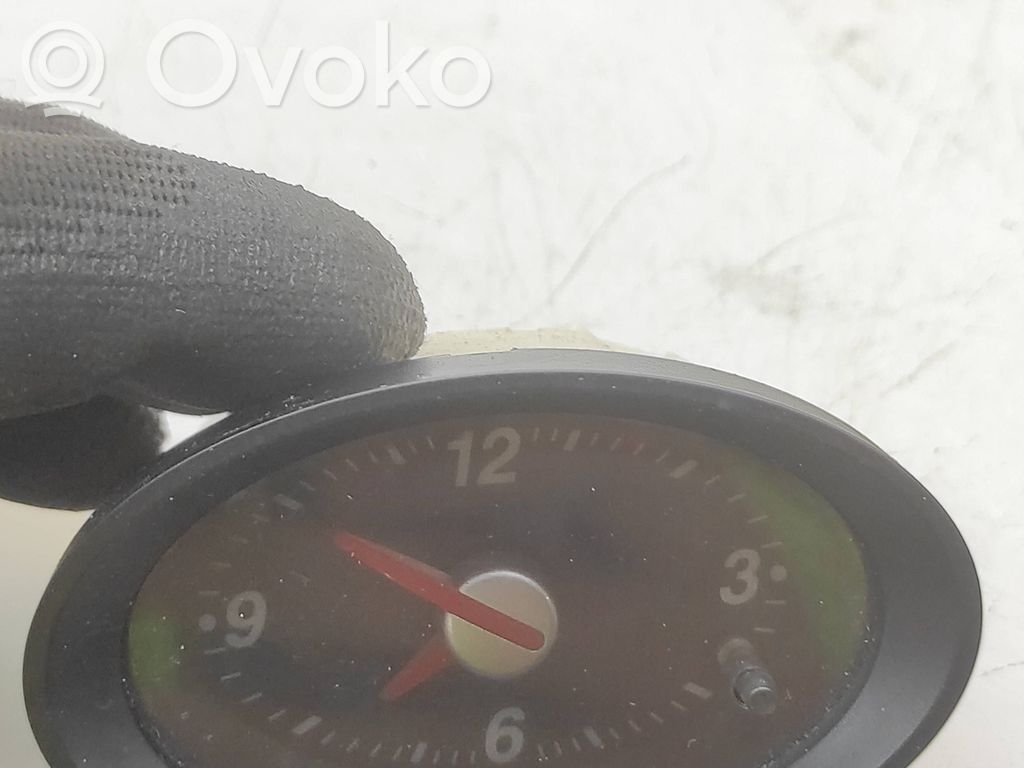 Volkswagen Sharan Clock 