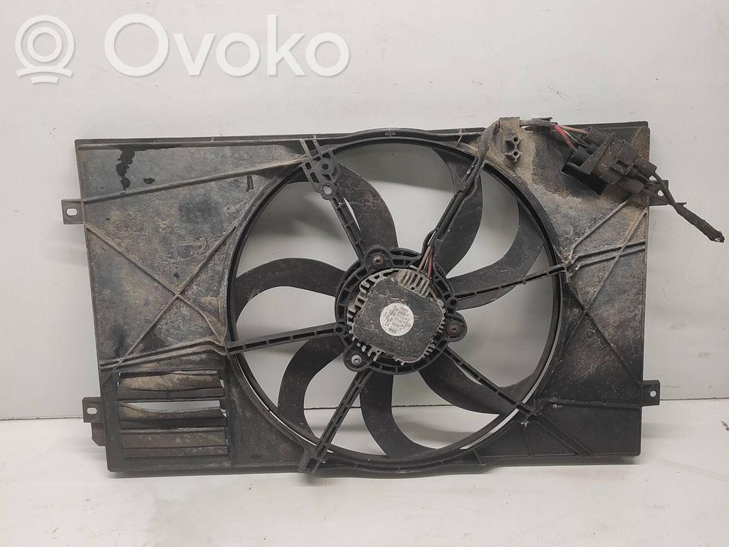 Volkswagen PASSAT B6 Elektryczny wentylator chłodnicy 