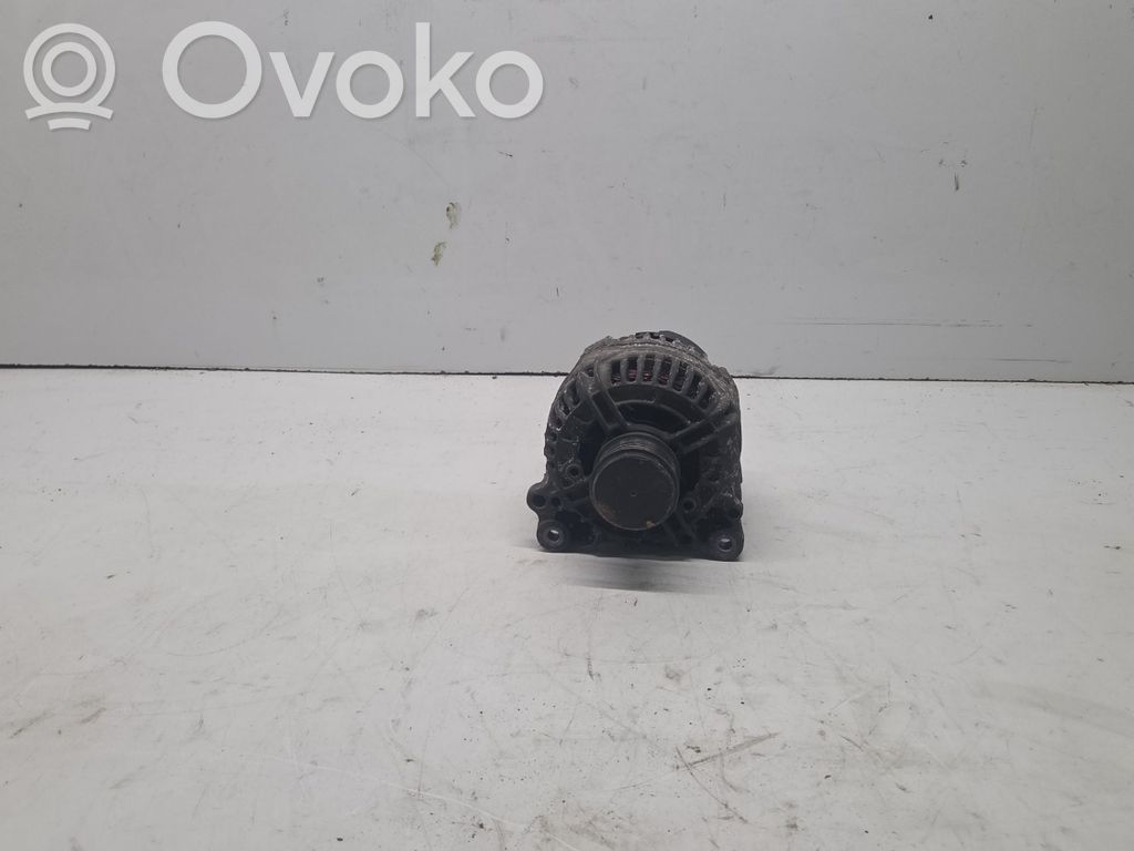 Audi A6 S6 C6 4F Generator/alternator 