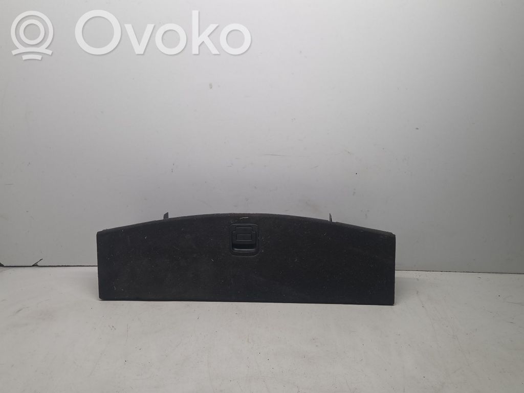 Chevrolet Captiva Glove box in trunk 