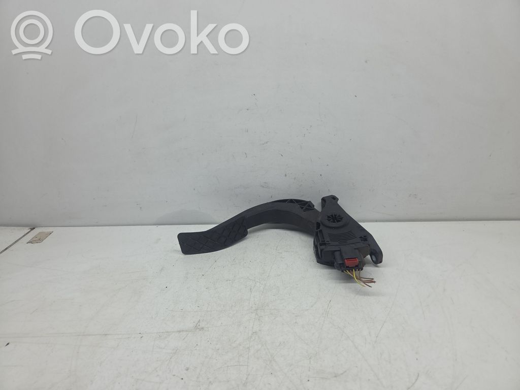 Audi A4 S4 B8 8K Pedał gazu / przyspieszenia 