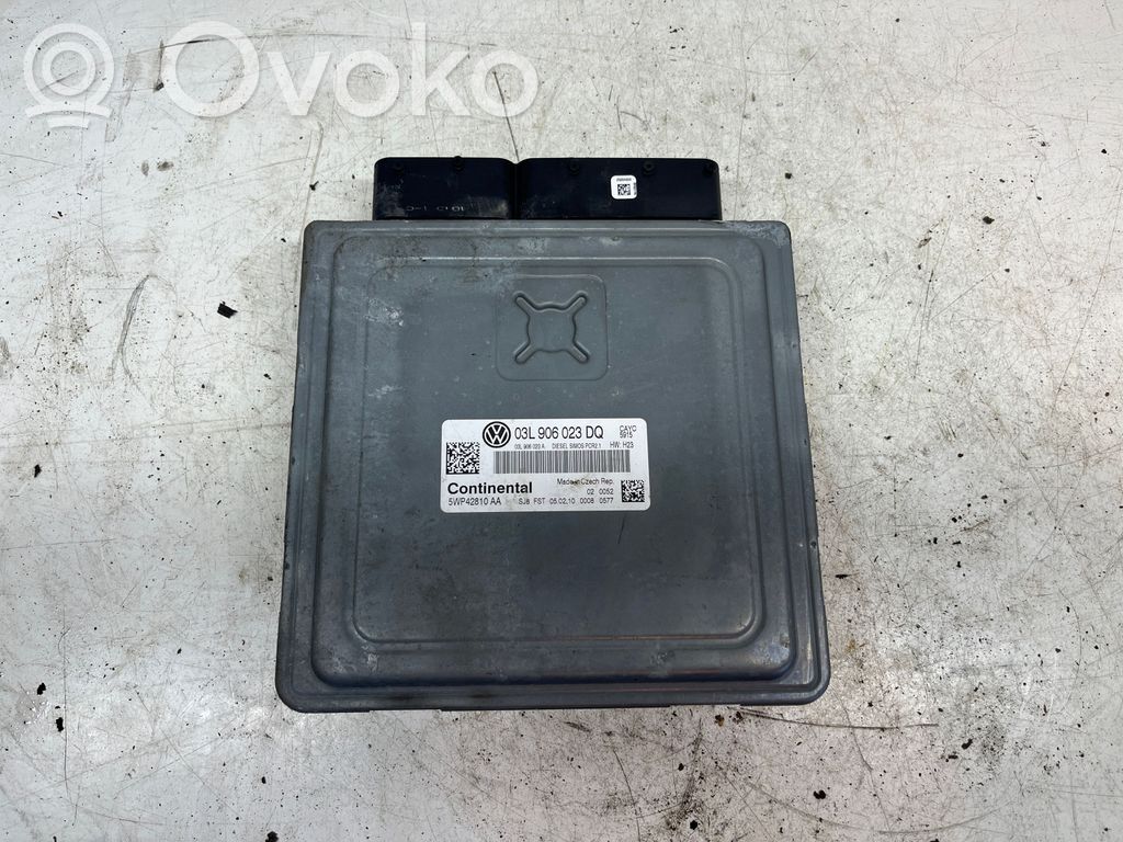 Volkswagen Golf VI Calculateur moteur ECU 