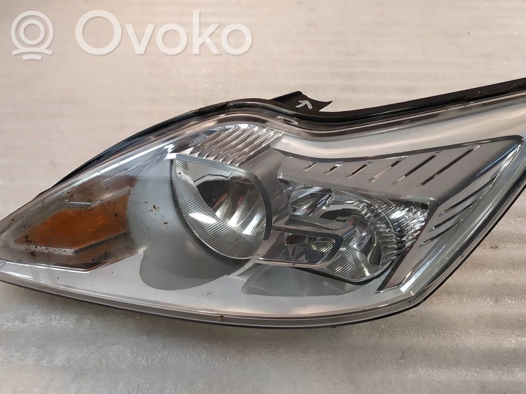 Ford Focus Headlight/headlamp 
