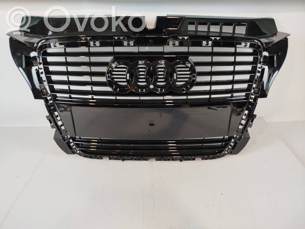 Audi A3 S3 8P Etusäleikkö 