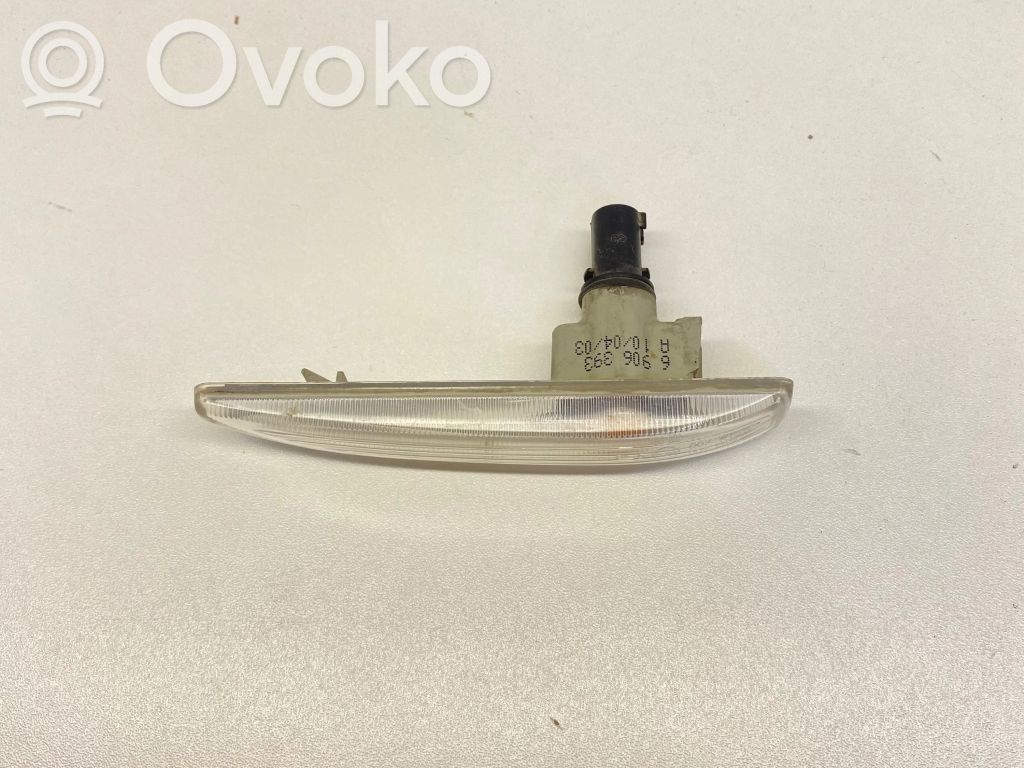 Sparno posūkio žibintas   6906393,7164757