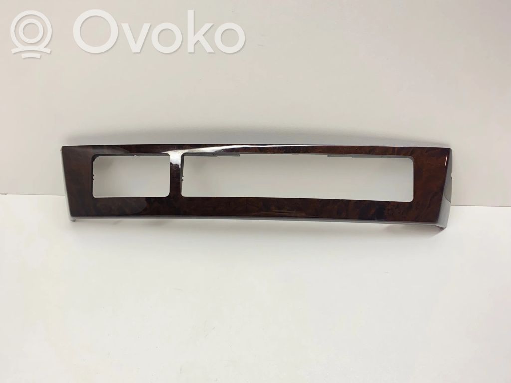 BMW 7 E65 E66 Kita salono detalė 