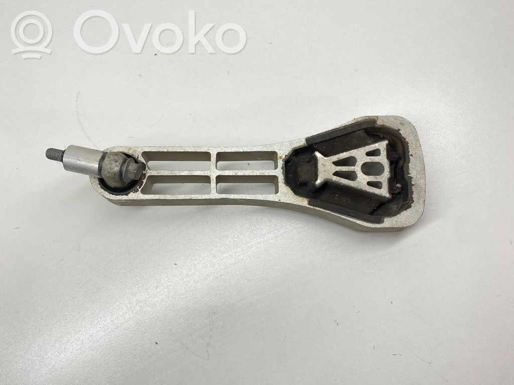 Volvo V60 Engine mount bracket 