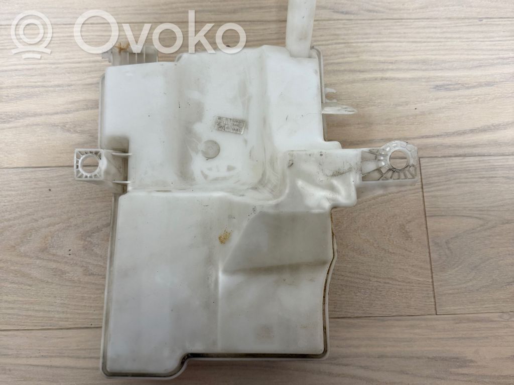 Zbiornik płynu do spryskiwaczy szyby przedniej / czołowej   BV6113K175A,BV6113K175EA,BV6113K175D,AV6113K175FE,BV6113K173B