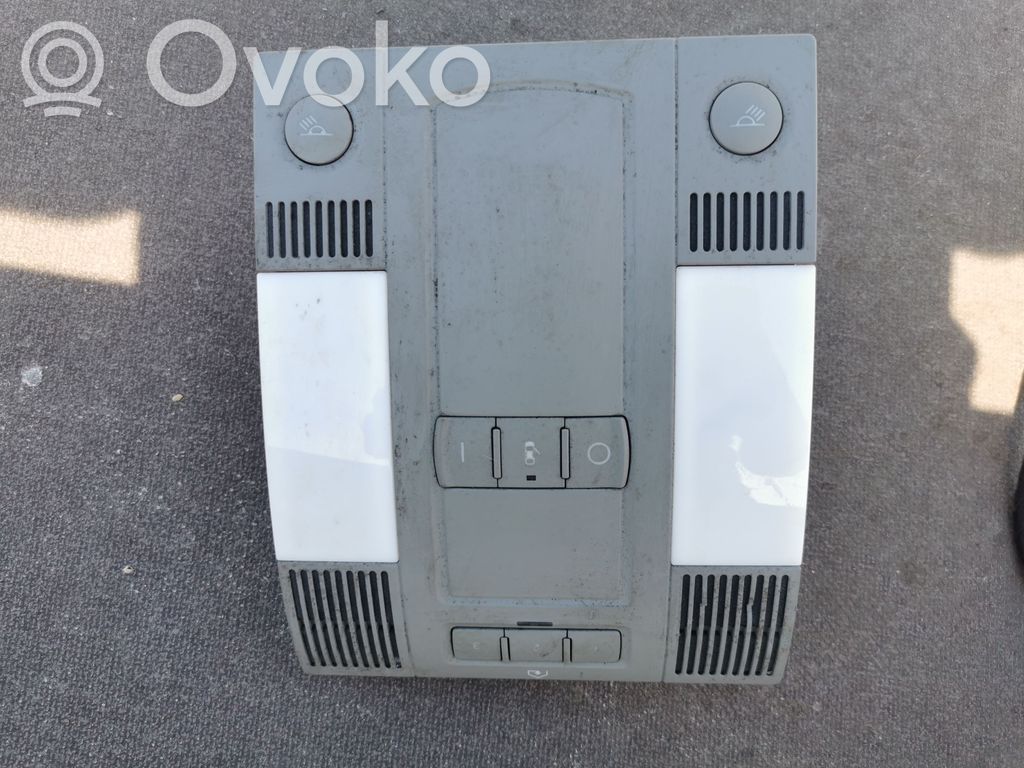 Audi A8 S8 D3 4E Front seat light 