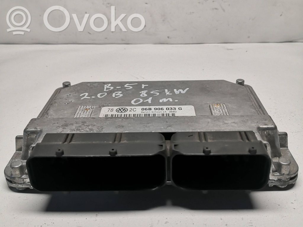 Volkswagen PASSAT B5.5 Engine control unit/module 