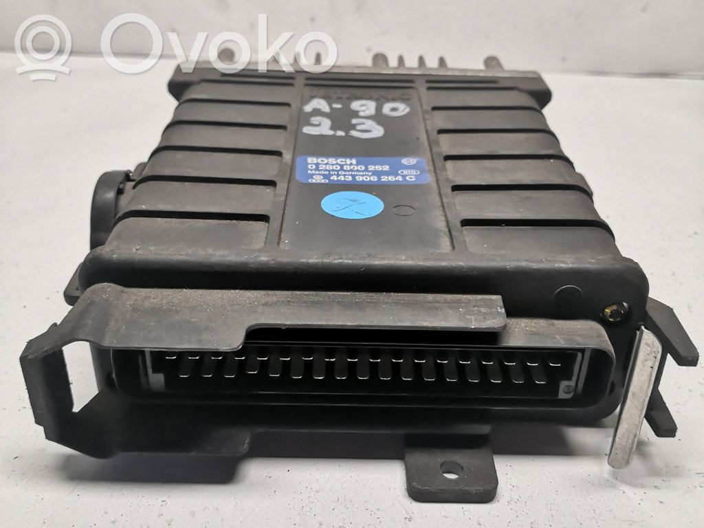 Audi 100 200 5000 C3 Unidad de control/módulo del motor 