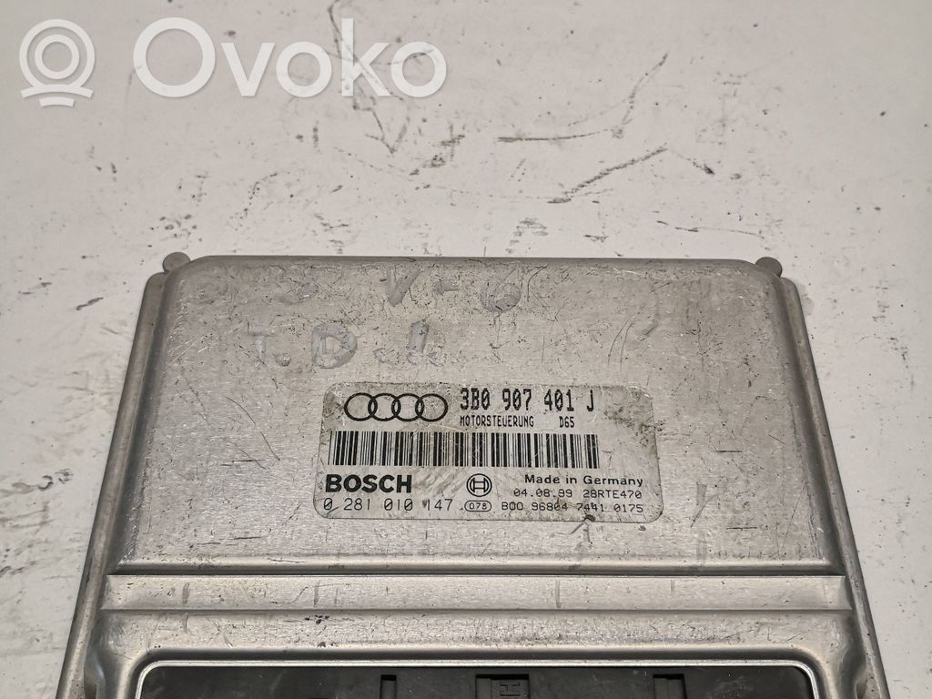 Volkswagen PASSAT B5 Engine control unit/module 