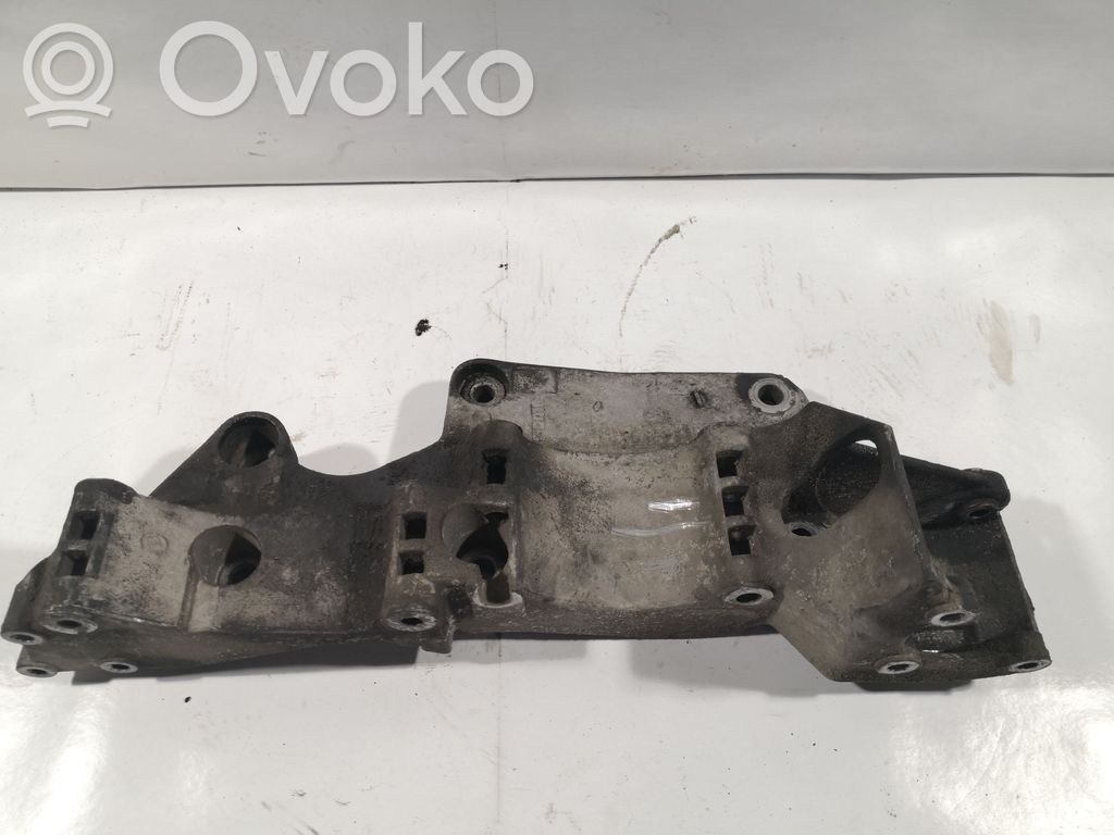 Volkswagen Sharan Generator/alternator bracket 