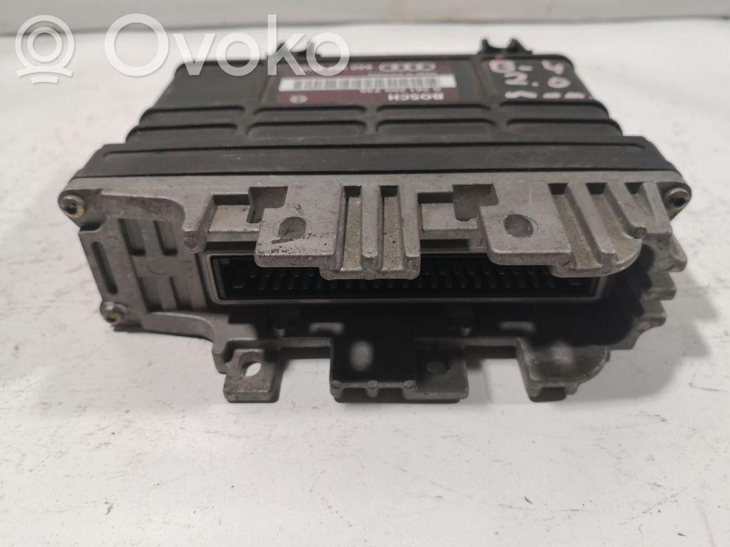 Volkswagen PASSAT B4 Engine control unit/module 