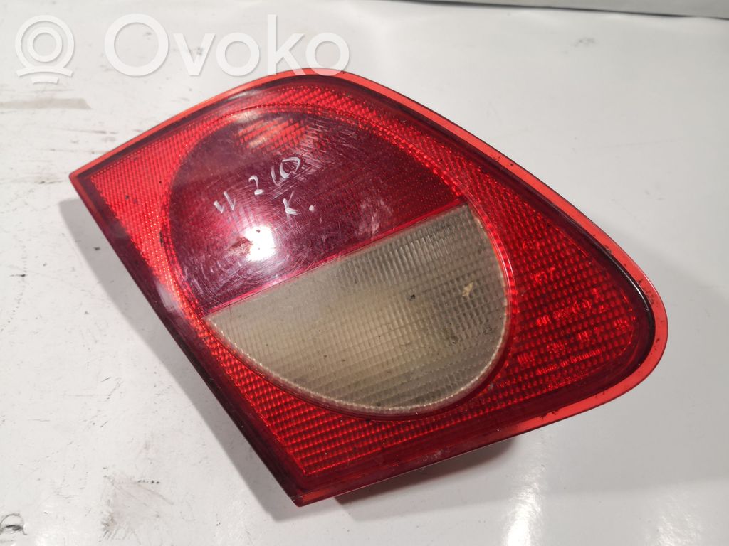 Mercedes-Benz E W210 Lampy tylnej klapy bagażnika 