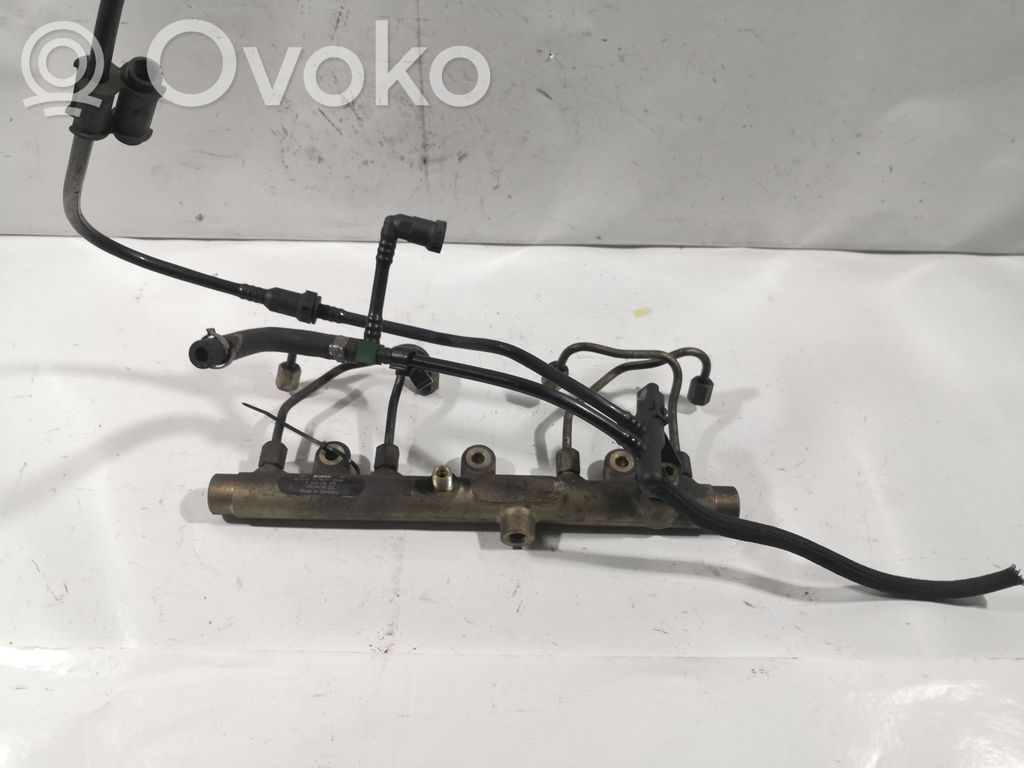 Peugeot 307 Fuel main line pipe 