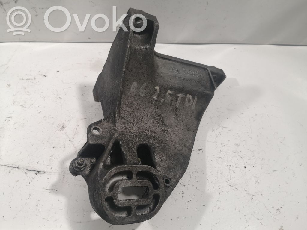 Audi A6 S6 C5 4B Engine mounting bracket 
