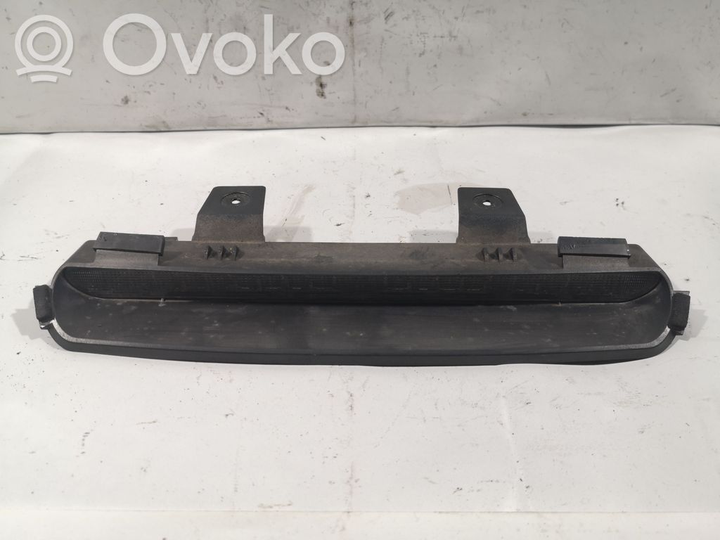 Volvo S40, V40 Third/center stoplight 
