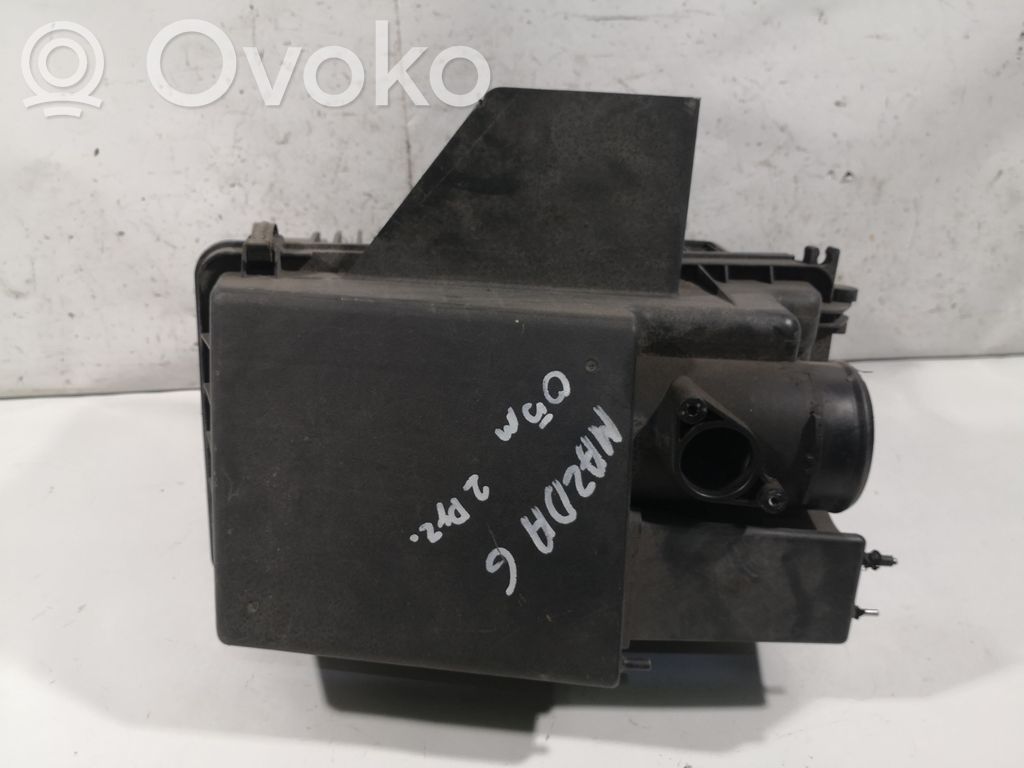 Air filter box   5RF5C