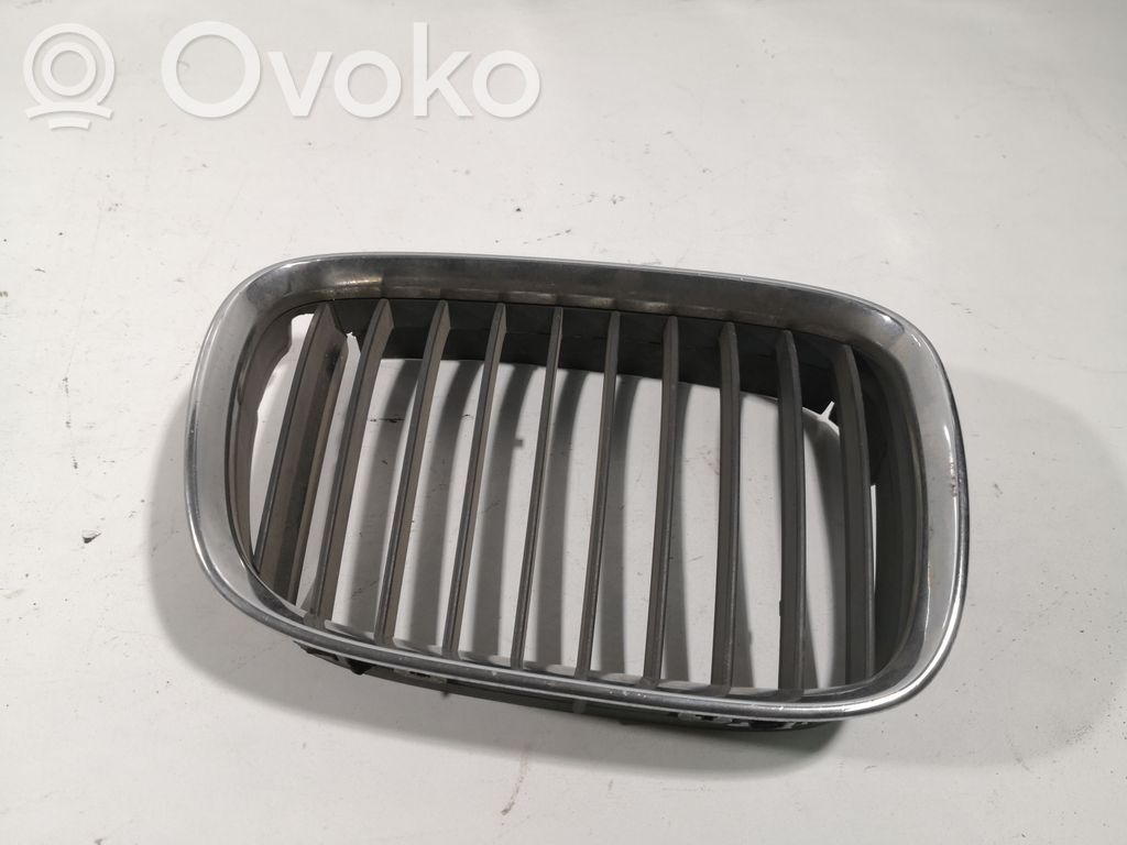 BMW 5 E39 Front grill 