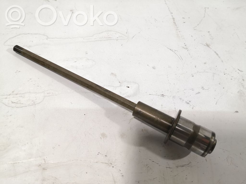 Audi A6 S6 C6 4F Oil pump balance shaft 