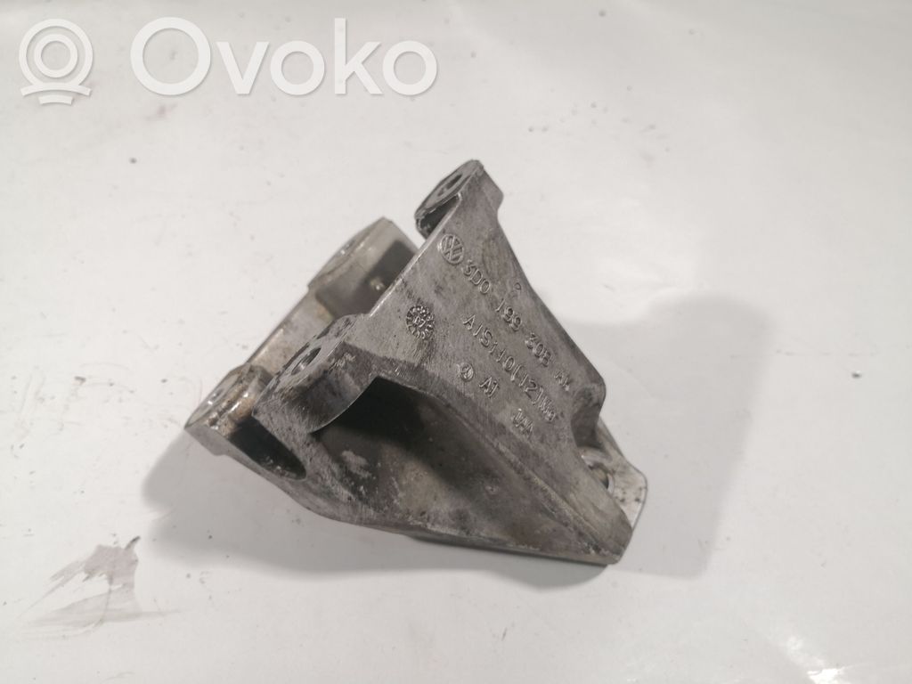 Volkswagen Phaeton Engine mounting bracket 