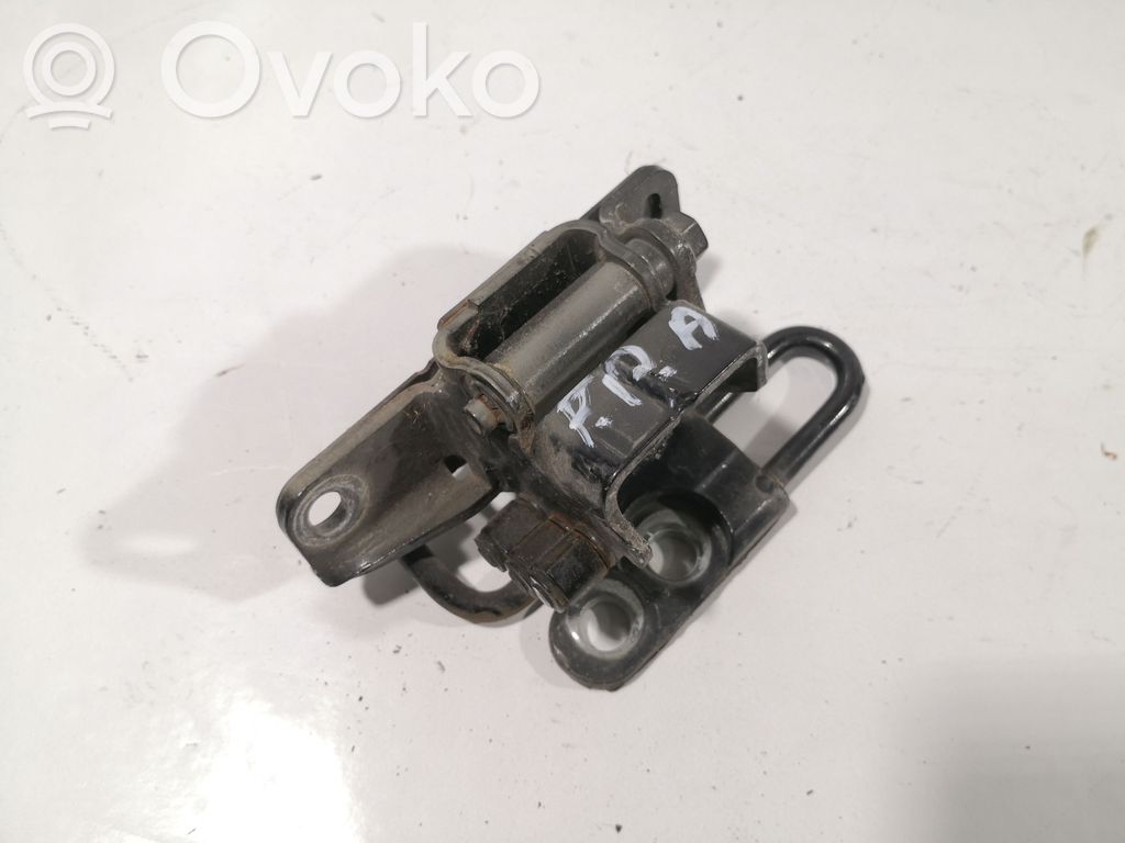 Volkswagen Phaeton Front door lower hinge 