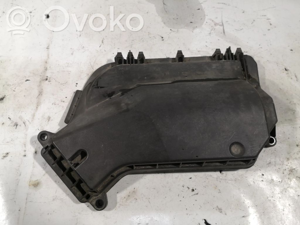 Audi A4 S4 B8 8K Pokrywa skrzynki bezpieczników 