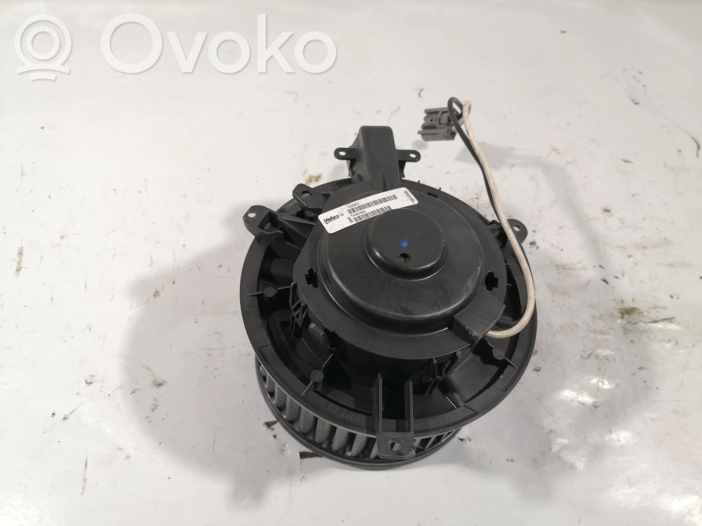 Opel Mokka X Mazā radiatora ventilators 