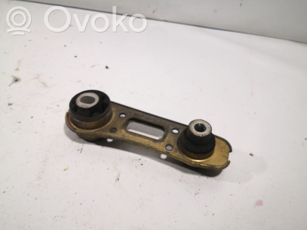 Renault Laguna II Engine mount bracket 