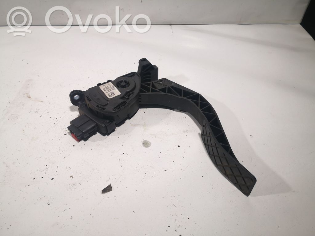 Audi A6 S6 C6 4F Pedał gazu / przyspieszenia 