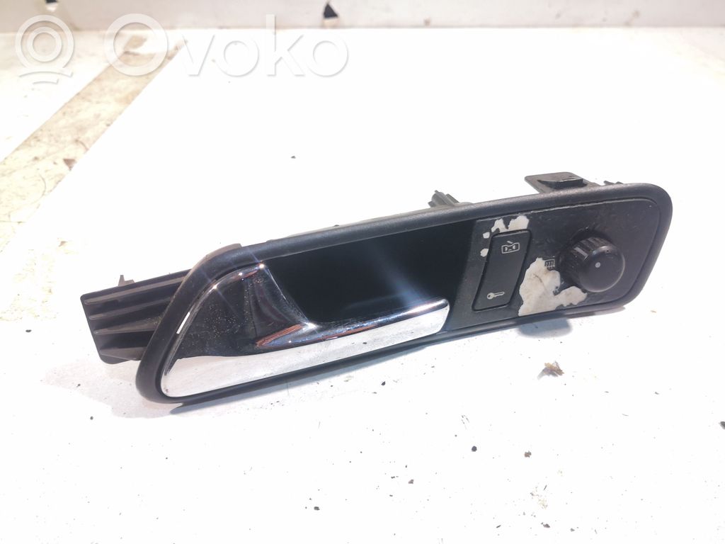 Volkswagen Touran I Front door interior handle 