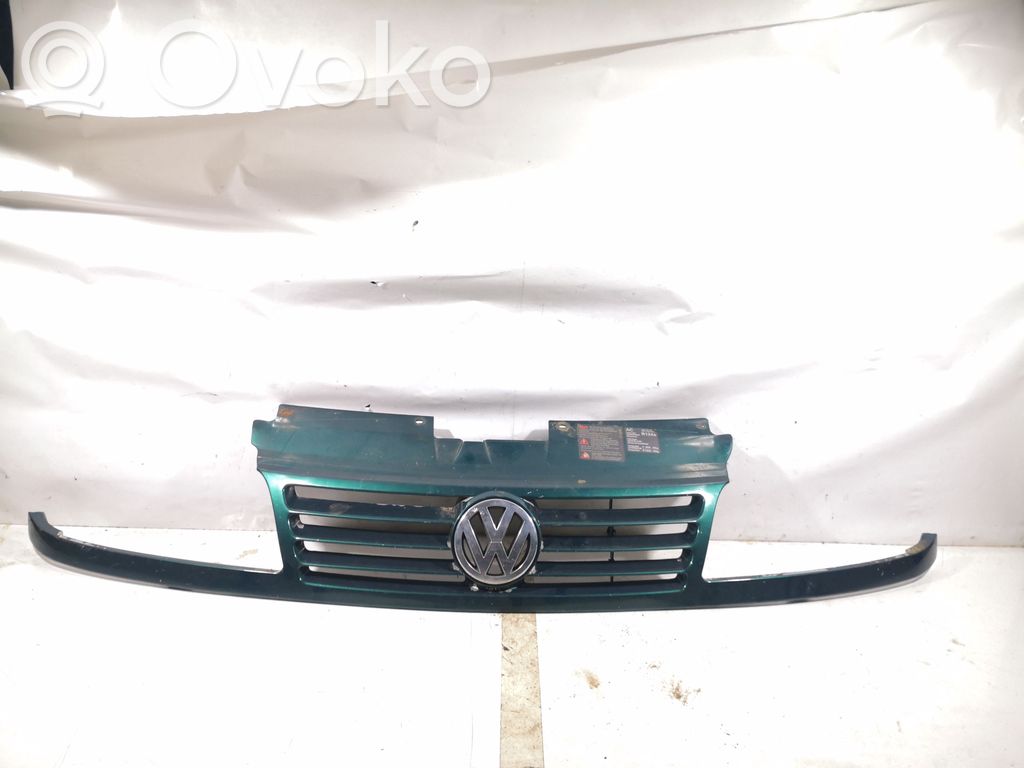 Volkswagen Sharan Etupuskurin ylempi jäähdytinsäleikkö 