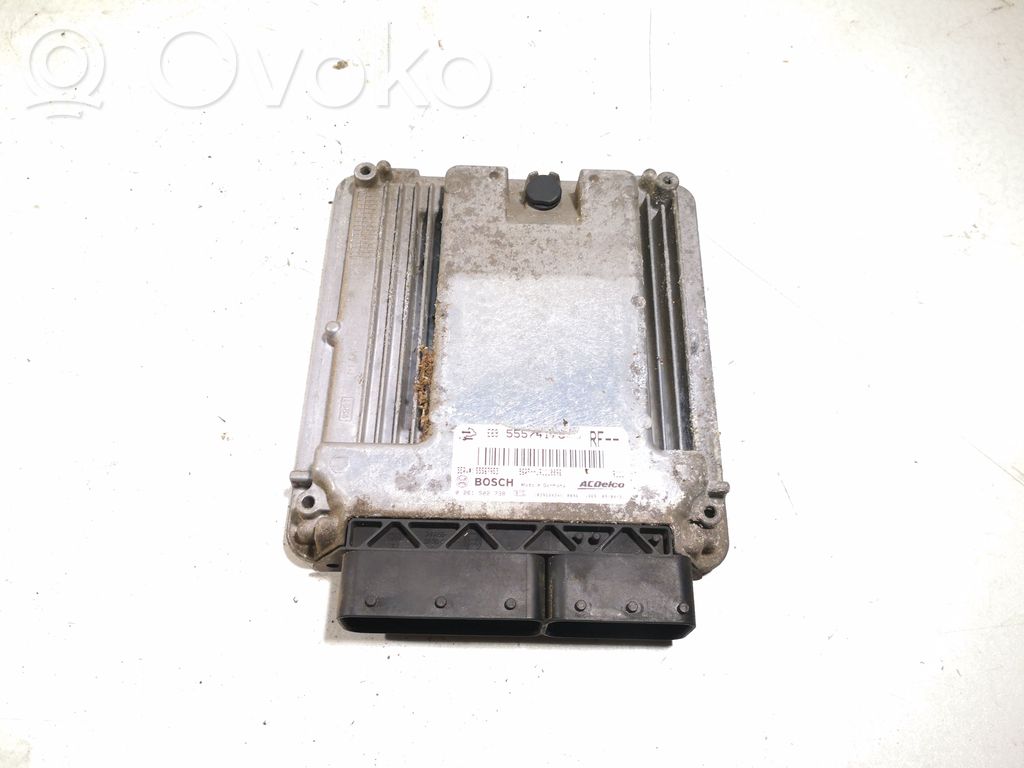 Opel Insignia A Engine control unit/module 