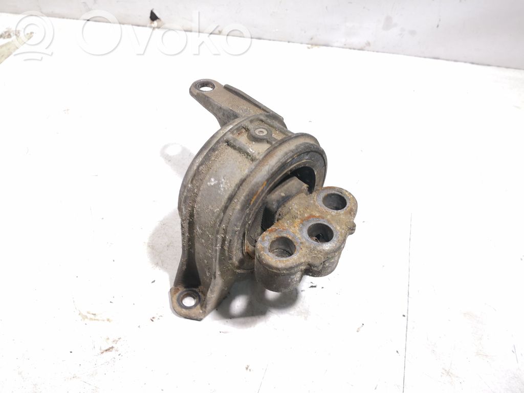Opel Zafira B Engine mount bracket 
