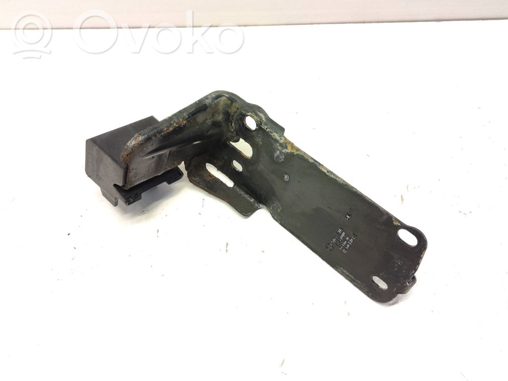 BMW 3 E90 E91 Radiator mount bracket 