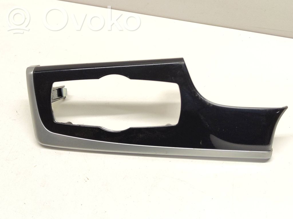 BMW 5 F10 F11 Paneelin lista 