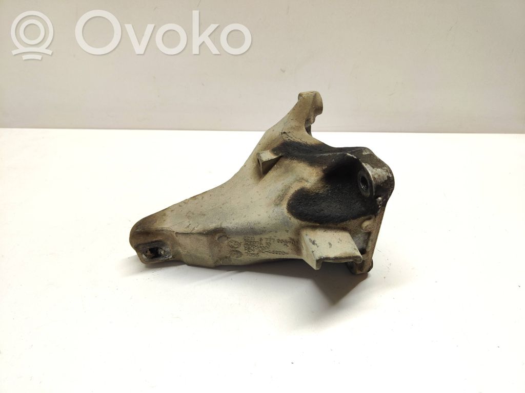 BMW X1 E84 Engine mounting bracket 