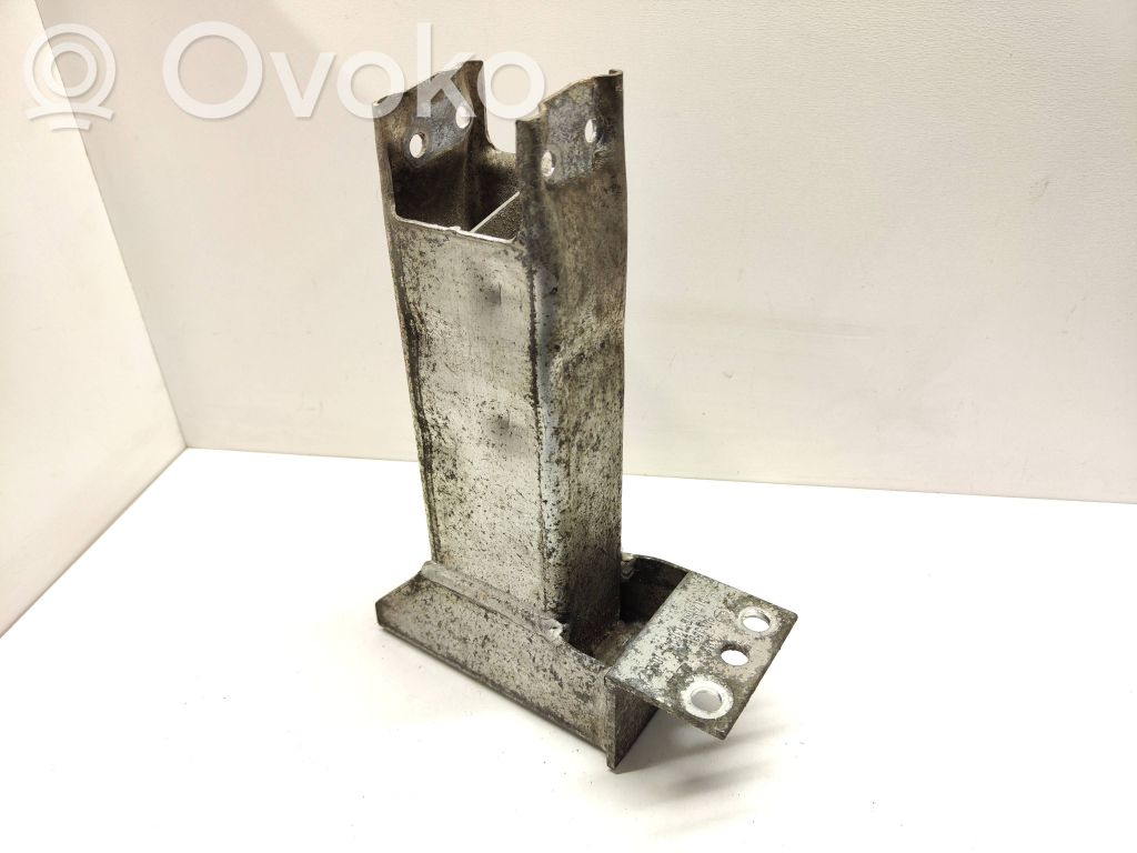 Front bumper mounting bracket   51113403439,13824310,3403439