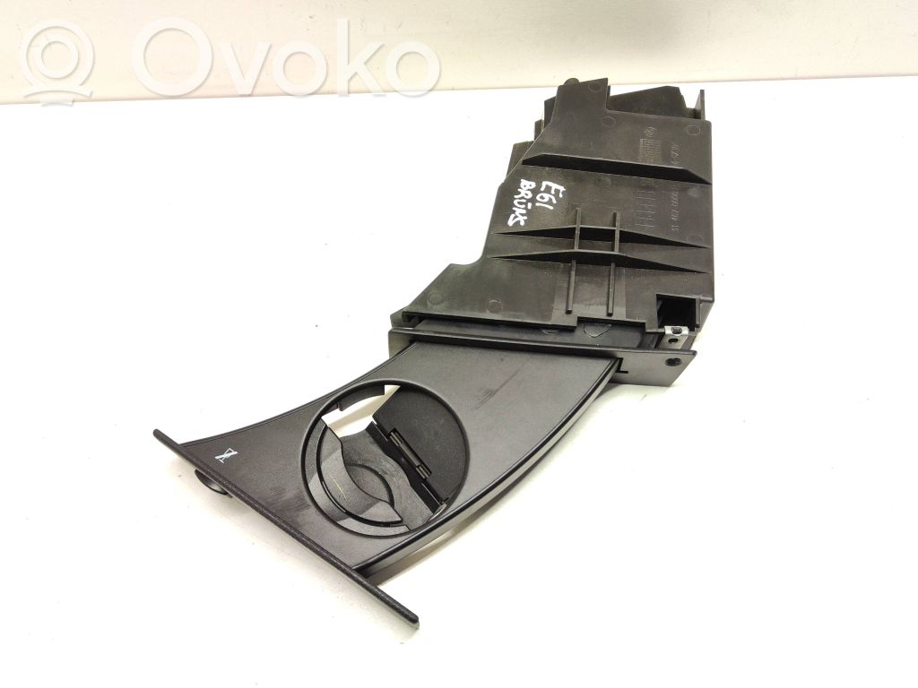 Cup holder   318280000,16122004,7134104