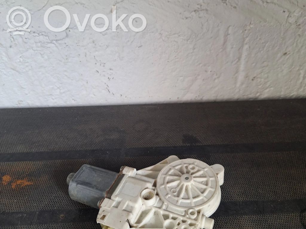 BMW 7 F01 F02 F03 F04 Silniczek podnoszenia szyby drzwi tylnych 