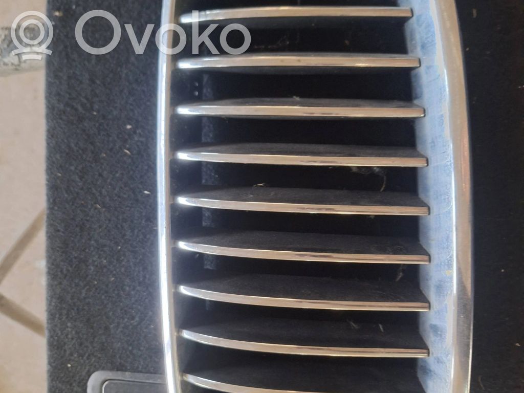 BMW 5 F10 F11 Front bumper upper radiator grill 