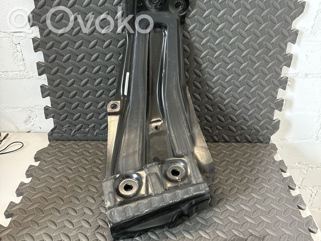 BMW 4 F36 Gran coupe Inna część podwozia 